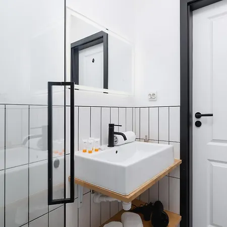 Apartamento Comfortable Two-bedroom Strzelców By Renters Cracóvia