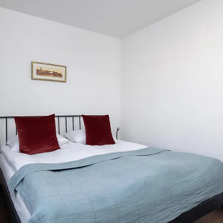 Apartamento Comfortable Two-bedroom Strzelców By Renters Cracóvia
