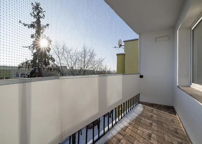 Апартаменты Comfortable Two-bedroom Strzelcow By Renters *